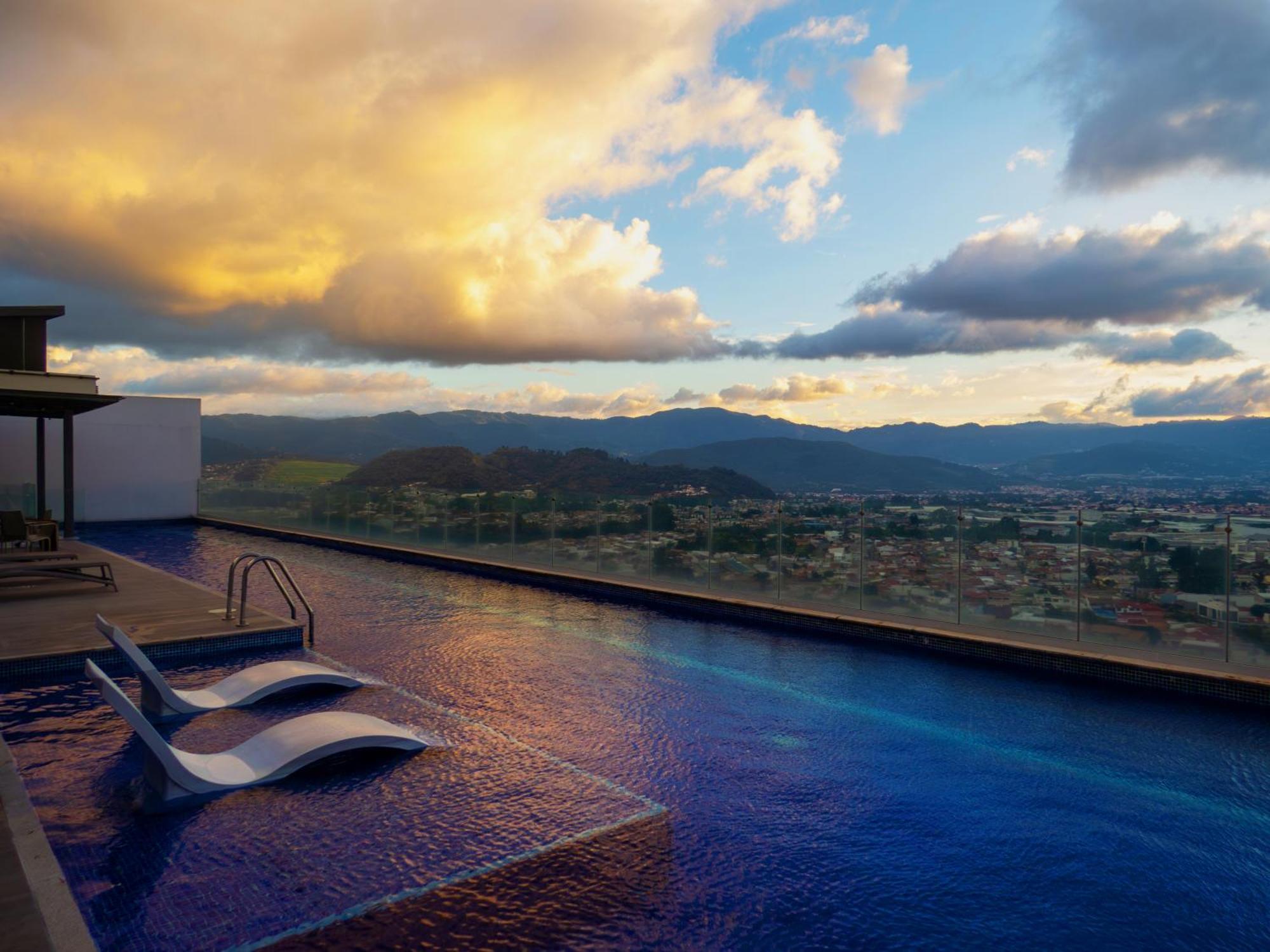 Ifreses, Study Full Equipped Whith Pool, Air- Conditioning, Spectacular View Of The City, Parking With Additional Payment Curridabat Exterior photo